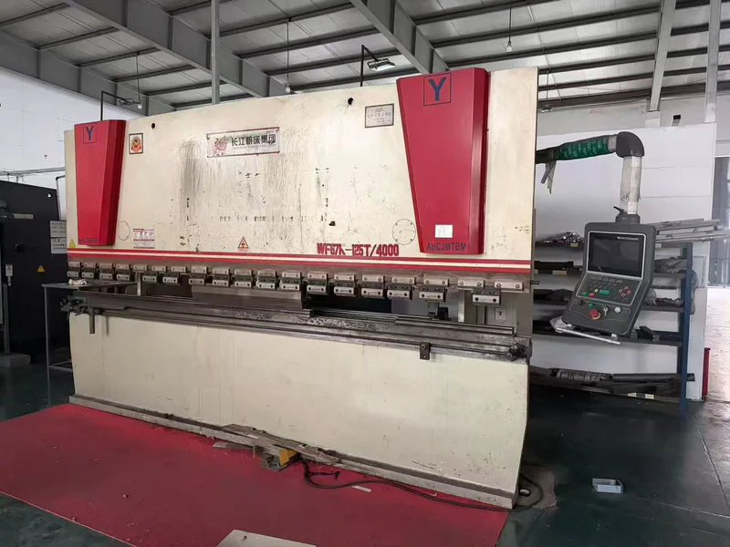 2020 125-ton 4000mm electro-hydraulic press brake